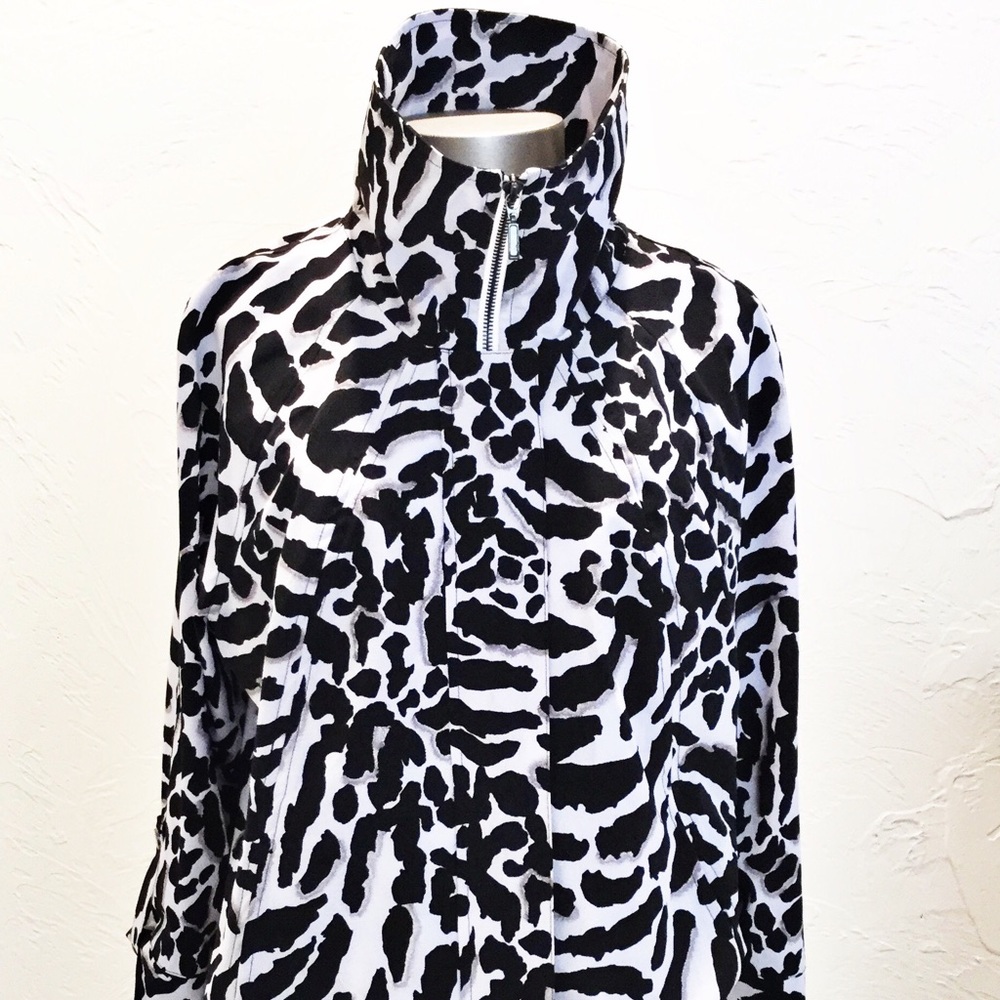 Zenergy by Chicos windbreaker, Size 2
